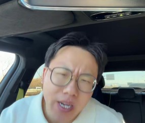 九游体育官网app-解说：湖人关键球确实厉害 好久没看到东契奇在末节开无双了