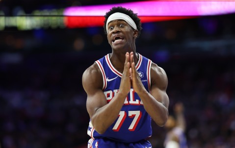 九游体育英超直播-纳斯：埃奇库姆非常全面打球很沉稳 他一直保持着同样的职业精神