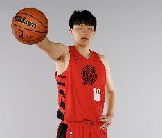 九游体育官网app-某CBA球员：在现在的NBA打内线 某种程度上对于杨瀚森比较友好