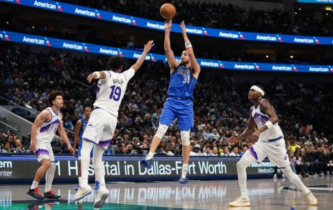 九游官方平台-三球30+6+11无缘今日最佳球员！因为西蒙斯末节超神19分大逆转！